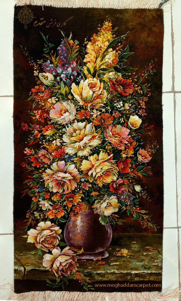 تابلو فرش دستباف نفیس گل و گلدان هزار رنگ